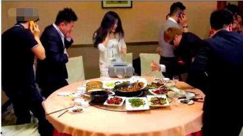 娱乐吃瓜酱饭桌,揭秘娱乐圈幕后故事与趣味瞬间