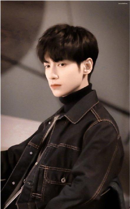 成毅娱乐圈吃瓜爆料,揭秘明星幕后故事